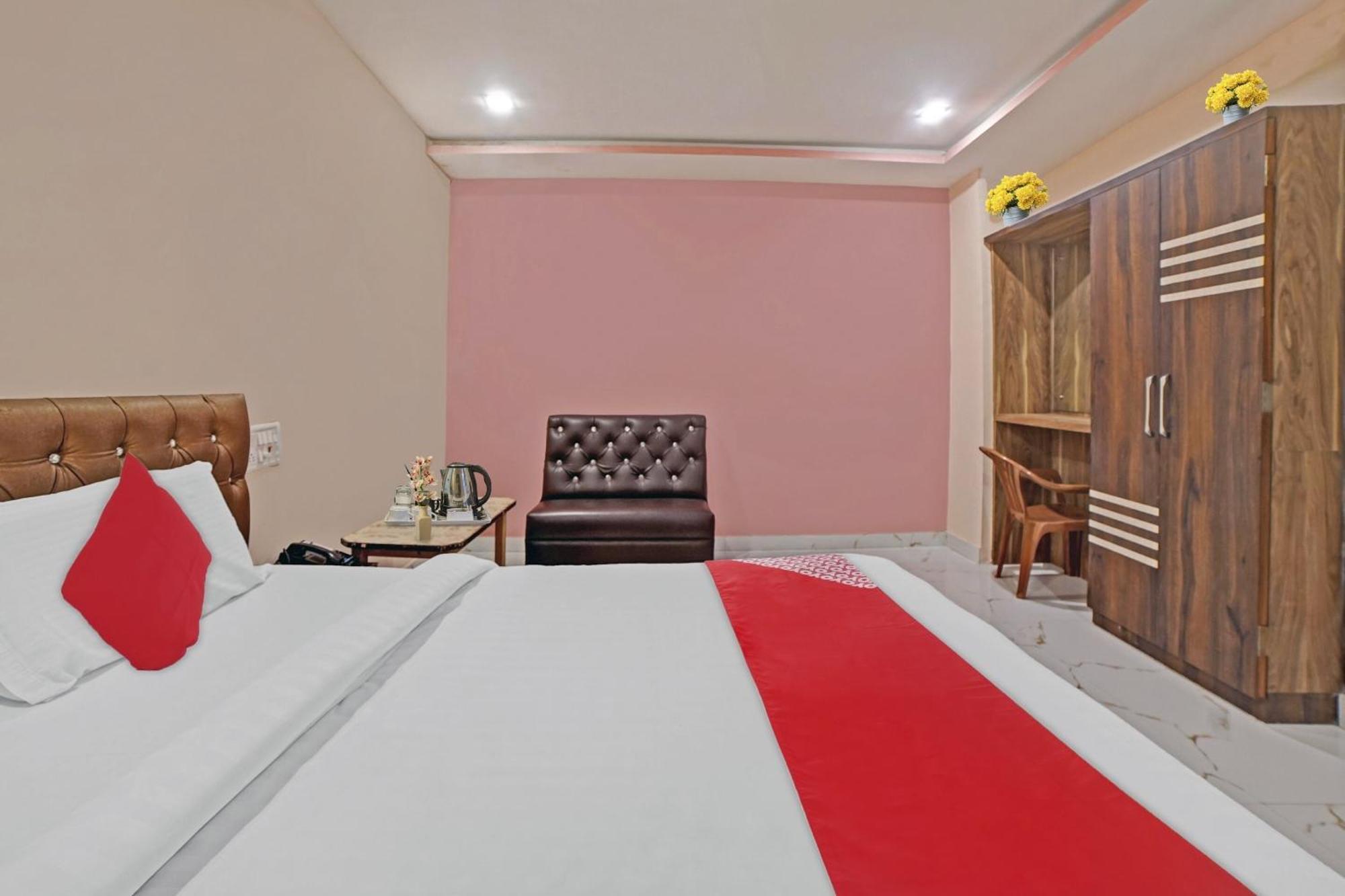 Hotel O Sandeep Rāipur エクステリア 写真