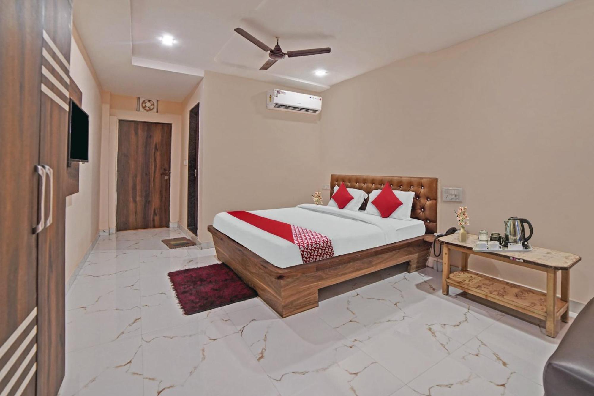 Hotel O Sandeep Rāipur エクステリア 写真