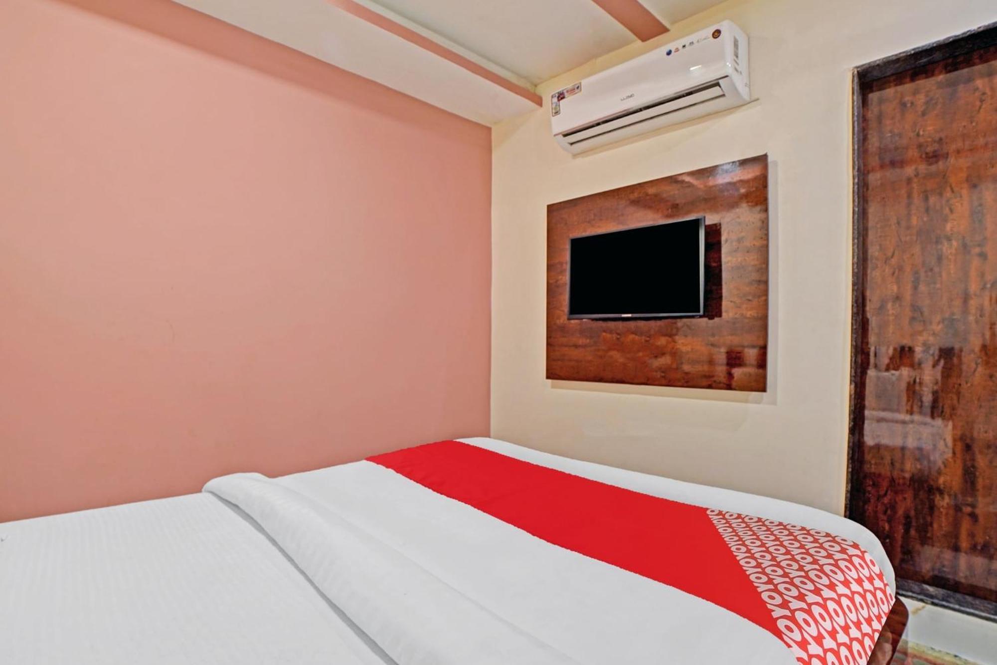 Hotel O Sandeep Rāipur エクステリア 写真