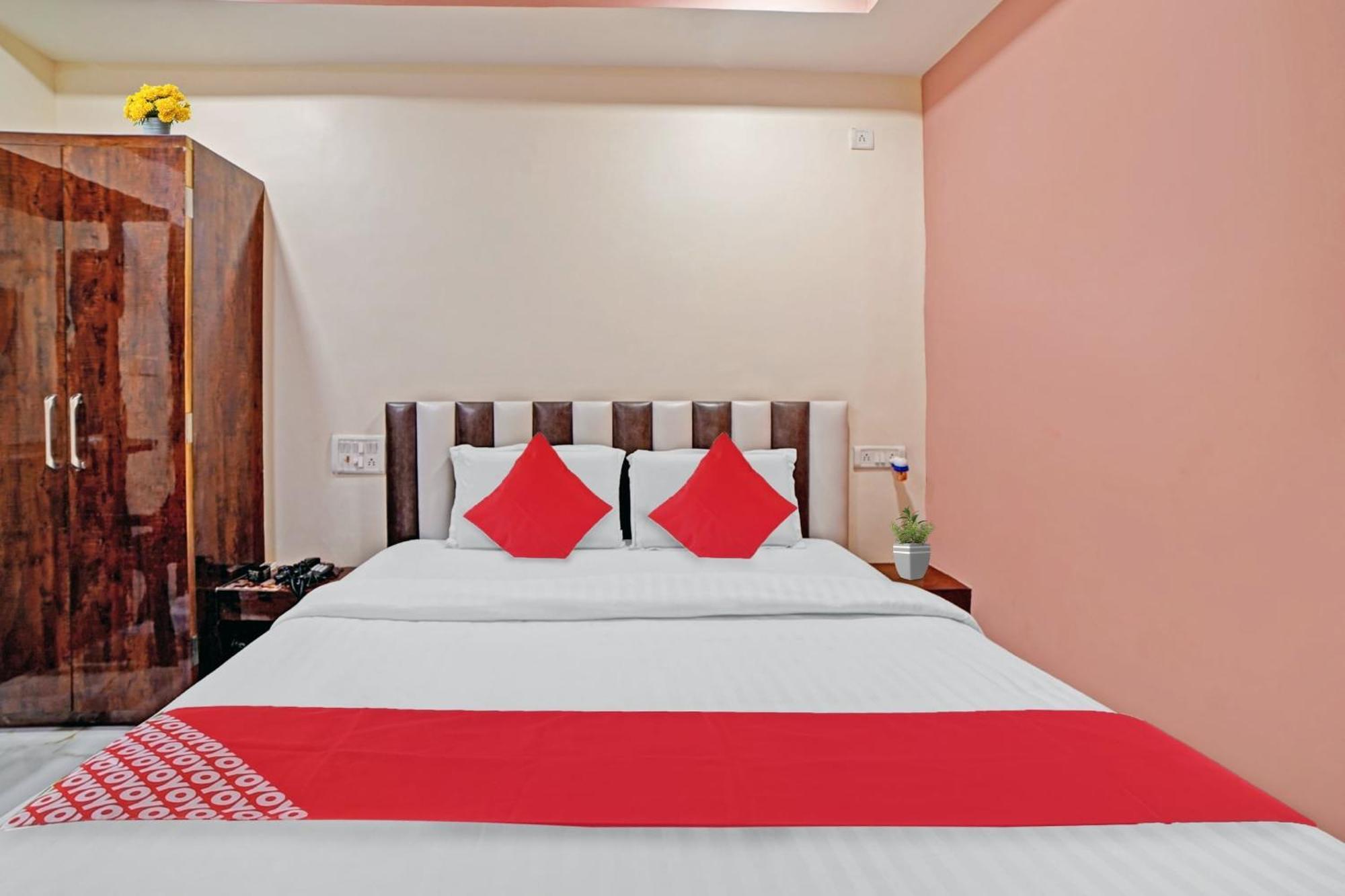 Hotel O Sandeep Rāipur エクステリア 写真